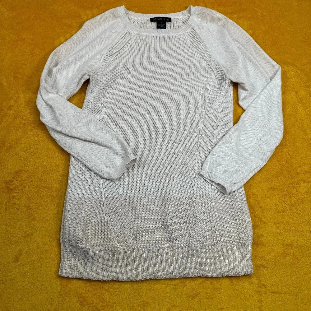 Design 365 Long Sleeve Knit Sweater Womens Size Medium Cream Gold